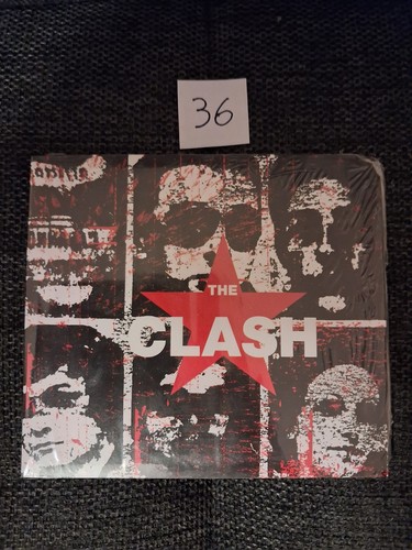 Clash story the book - clash, [cd+book]